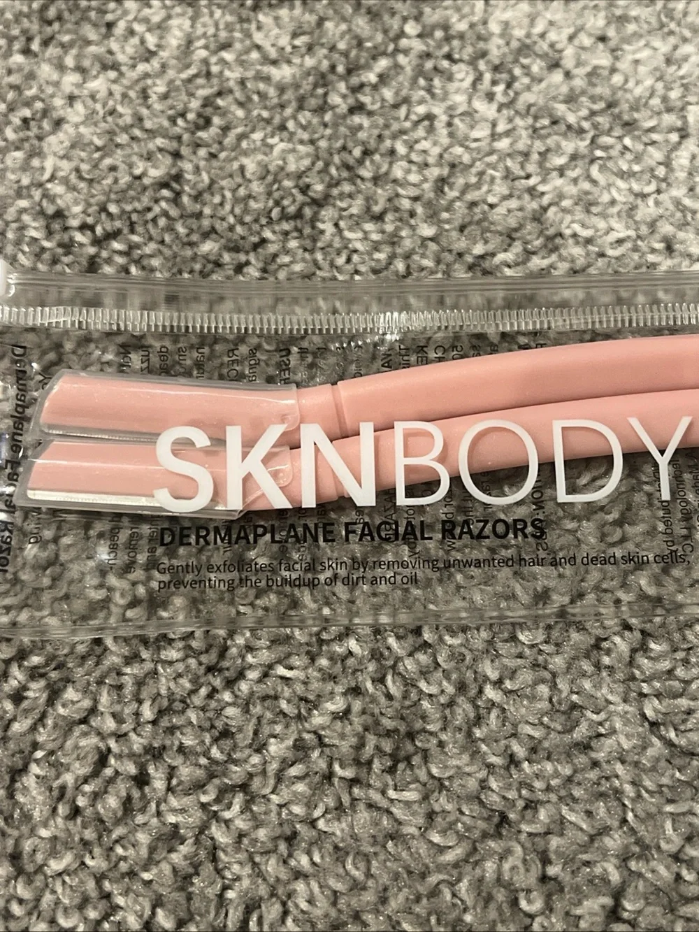 Pink Hair Identifier Spray & Dermaplane Razor Set